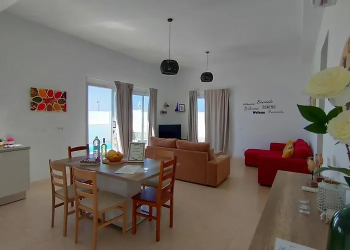 La Asomada, Villa Playa Blanca